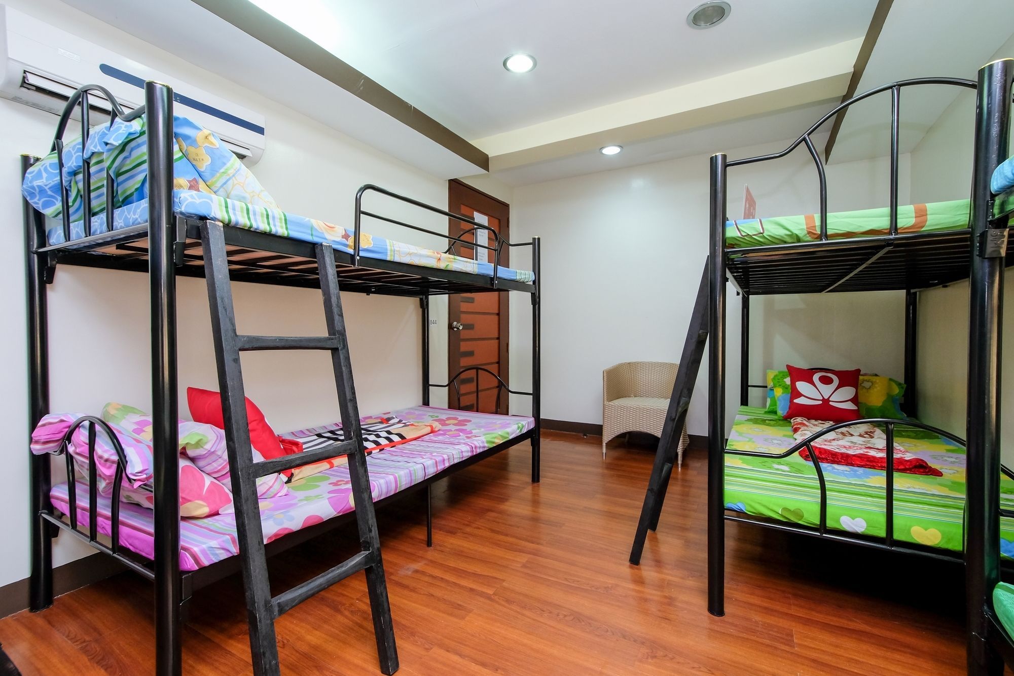 Zen Hostel Quirino Ave. Malate Manila Exterior photo